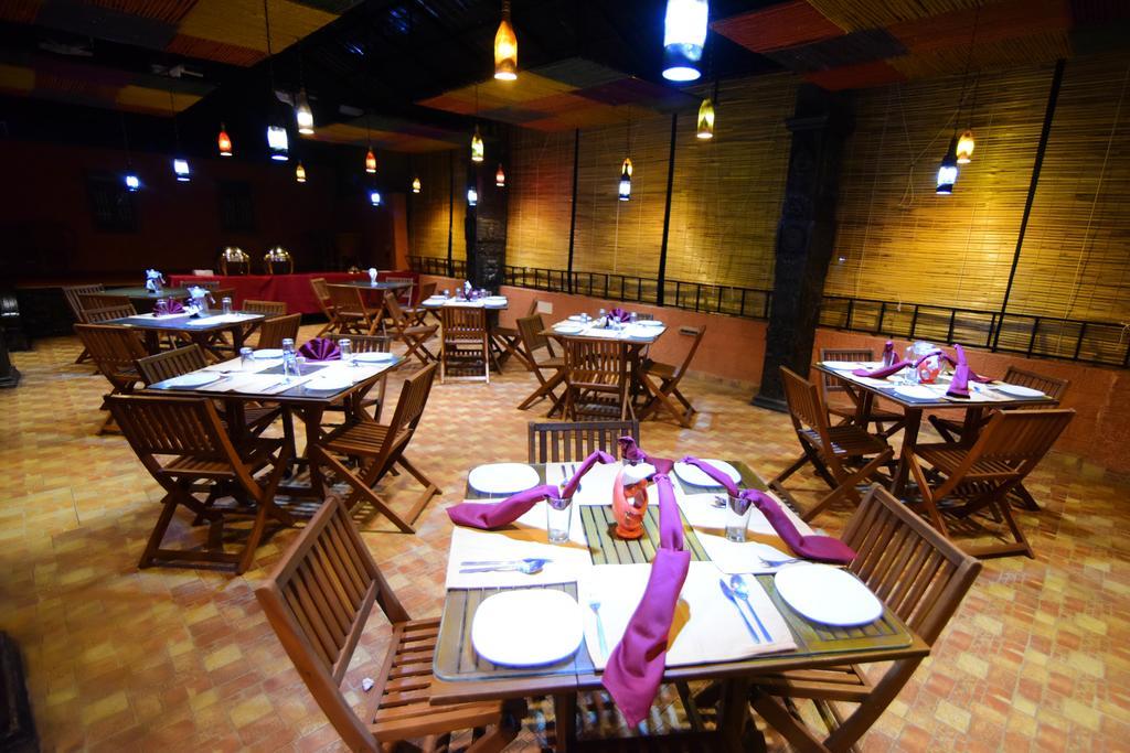 Kovalam Beach Hotel מראה חיצוני תמונה